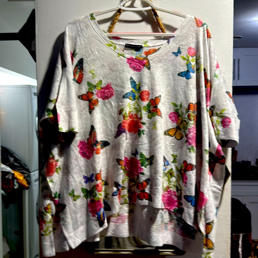 Nally&Millie  L/XL. Top